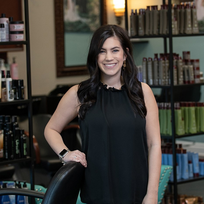 Brittney Holstege | K Bella Stylist & Spray Tan Specialist